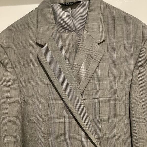 Jos A Bank Suit - Picture 1 of 2